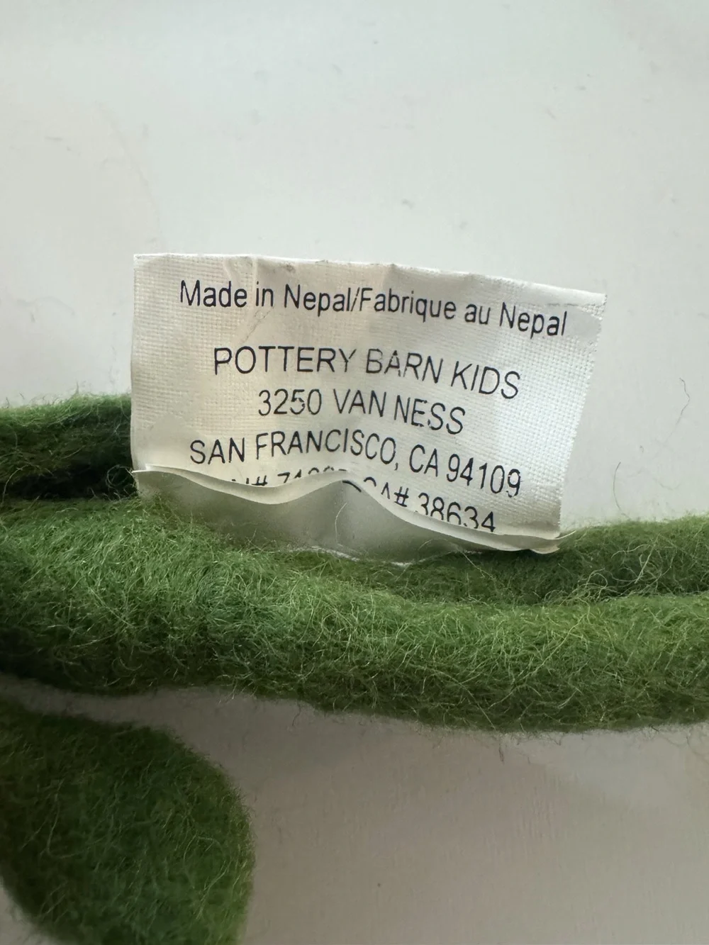 Pottery Barn Wool Felt Mistletoe Garland